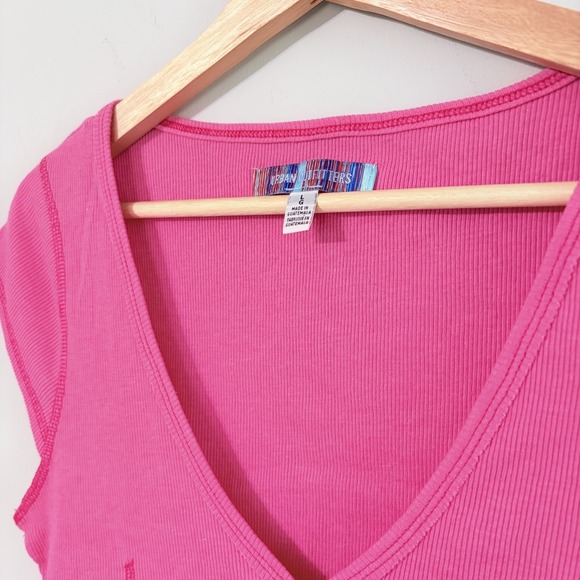 Urban Outfitters Pink Top Women's Size L - Picture 2 of 4